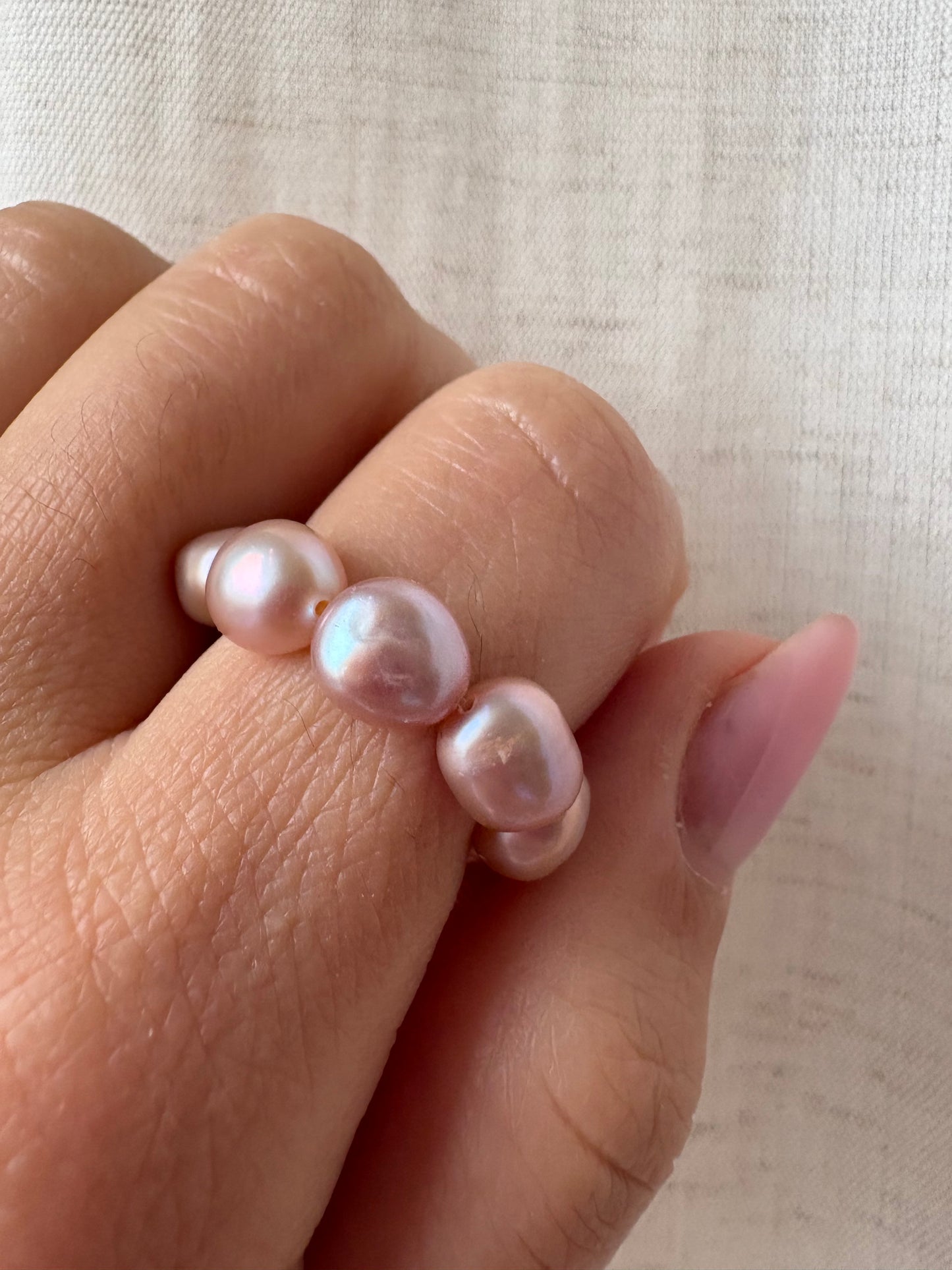 big rosé pearl ring