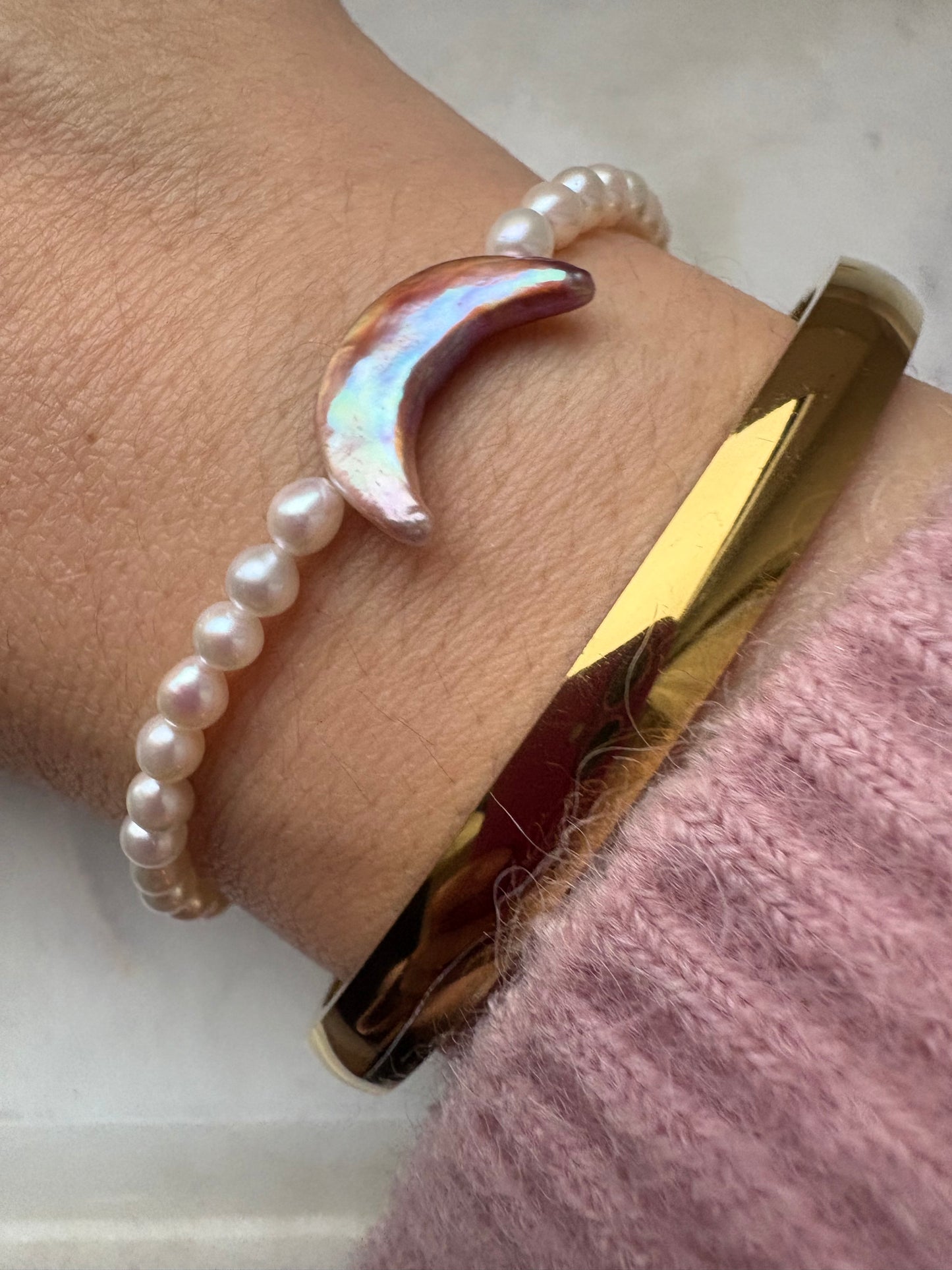 luna pearl bracelet